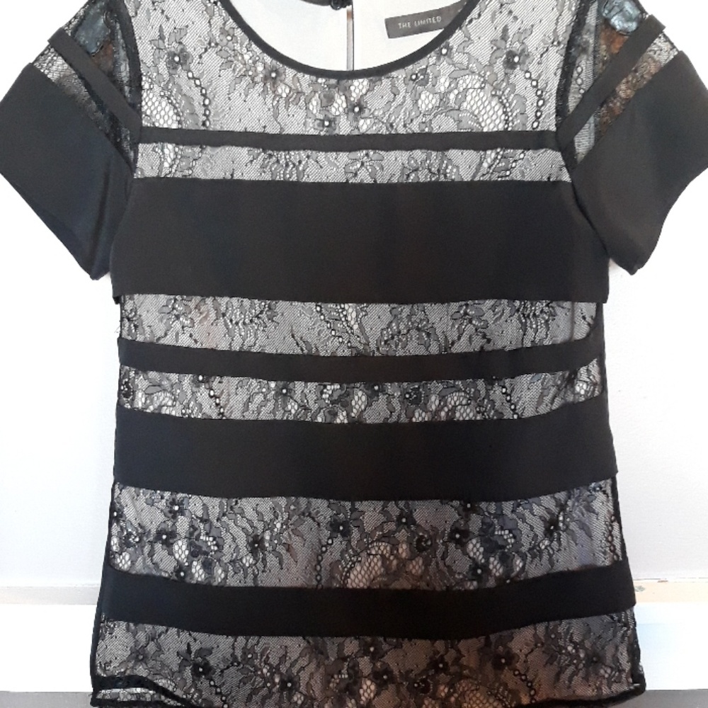 Black and tan blouse with lace